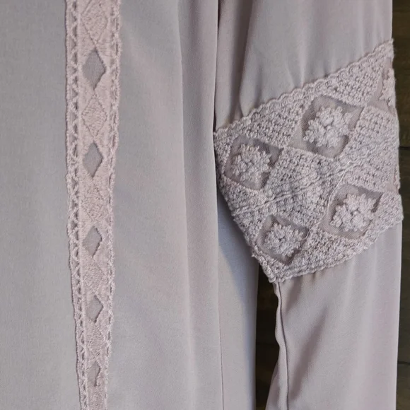 BKE Size M Purple Embroidered Blouse Tunic - Picture 8 of 9